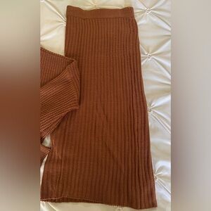 Shirt and skirt set from fashion nova in brown color with size M.